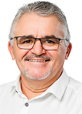 Foto oficial de CÉSAR MARQUES