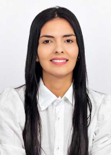 Foto oficial de TATI BRANDÃO