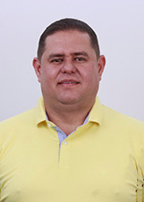 Foto oficial de JUNIOR