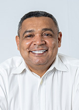 Foto oficial de IRMÃO ZEZINHO