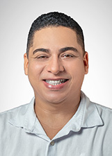 DR EVERTON