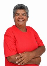 Foto oficial de LURDINHA