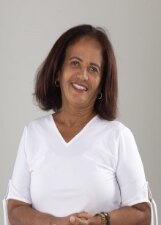 Foto oficial de TÂNIA HOLANDA