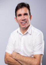 ANDRÉ VIANA