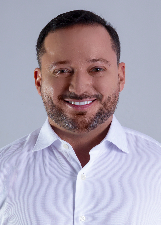 Foto oficial de MAX DOUGLAS