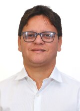 Foto oficial de THALLES CHERLES