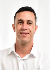 Foto oficial de LÉO MANOBRA